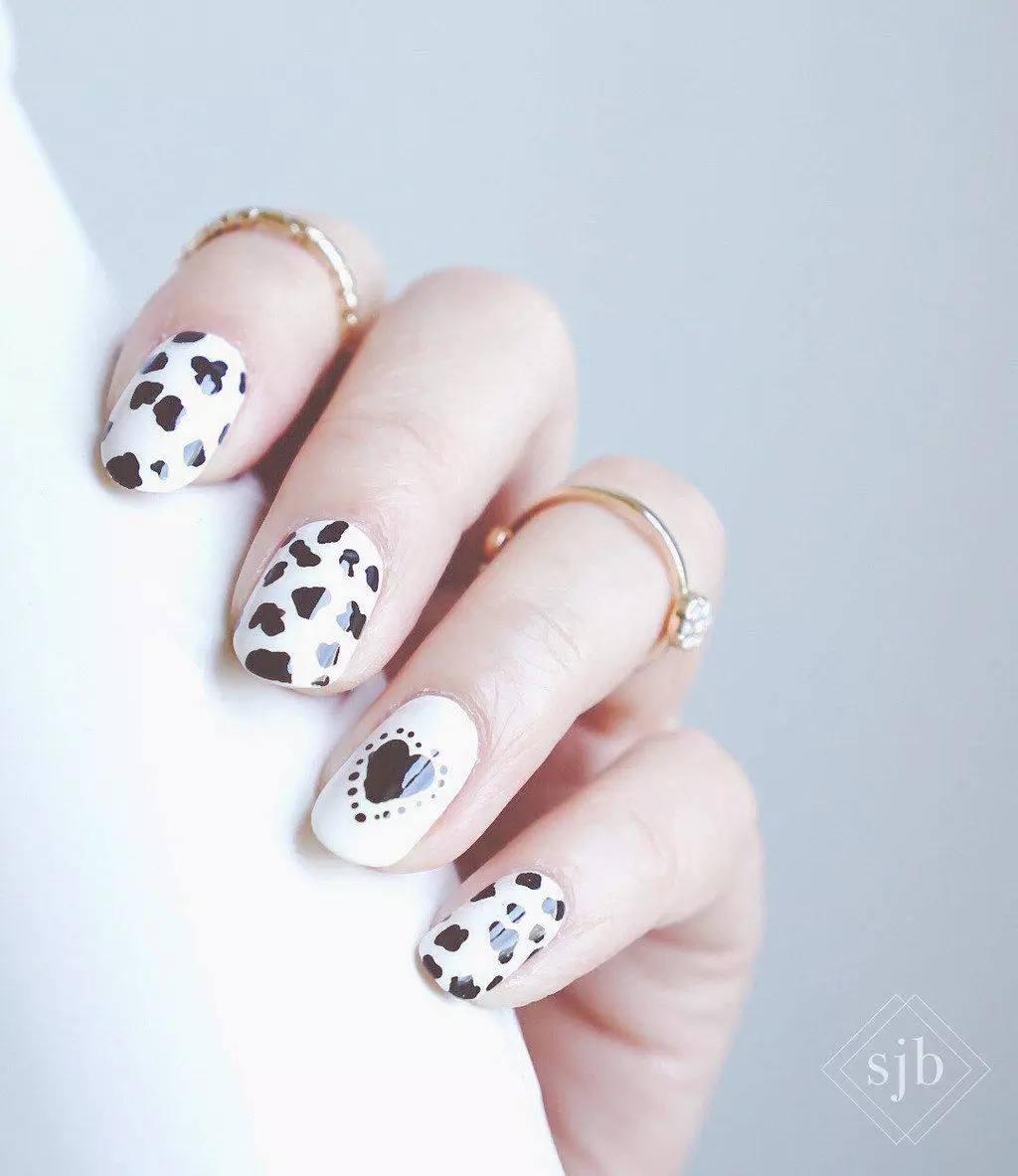 Dalmatian Nail Art