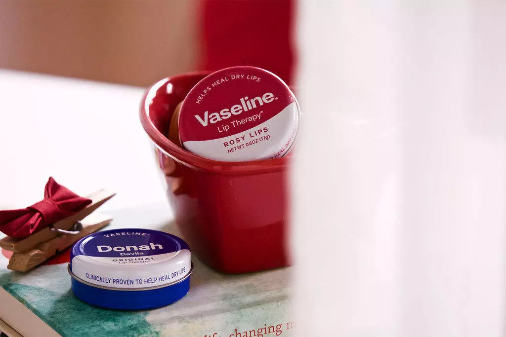 Vaseline Lip Therapy Tins